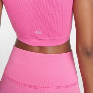 Alo Yoga Serene ribbed-knit crop top